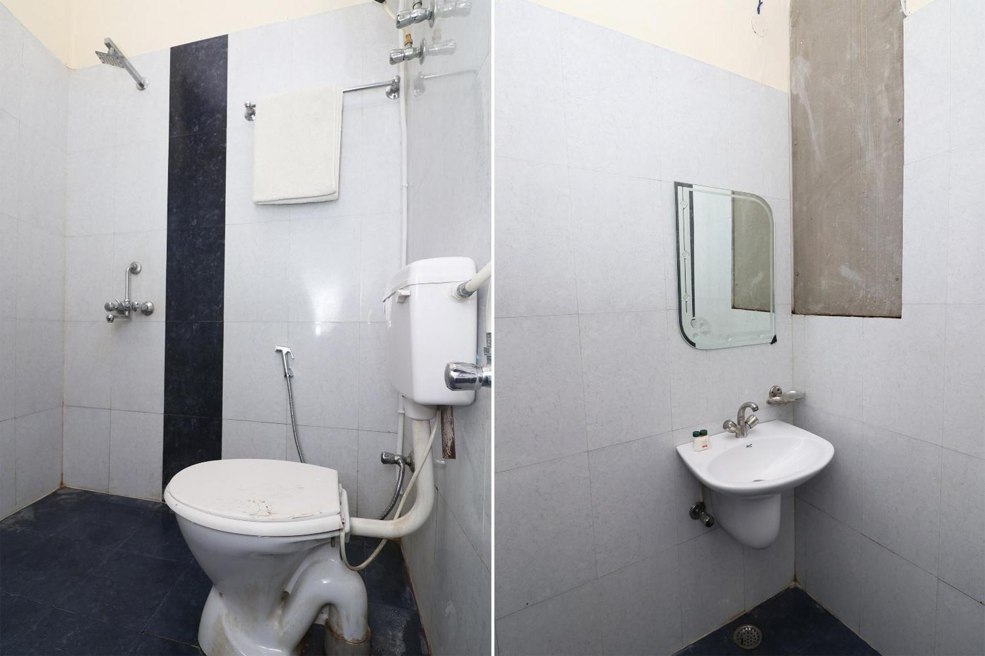 OYO 22698 Delight Residency Hotel Faridabad Buitenkant foto
